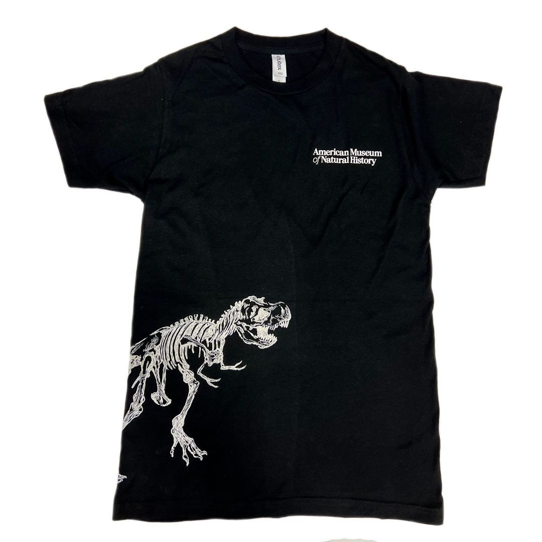 トップス 90s Dinosaur Museum T XL Black USA anvil Adult Black AMNH T.Rex Skeleton Wrap Around T-Shirt | AMNH Shop